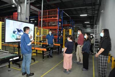 走進(jìn)聯(lián)合電子新能源標(biāo)桿工廠，探秘電驅(qū)動“新”未來與人力資源服務(wù)的融合之道